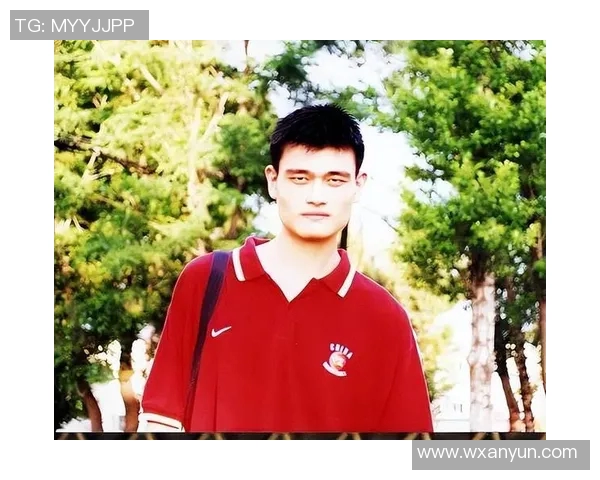 小牛队与姚明的传奇故事:从篮球场到友谊的跨越之旅 小牛队与姚明的传奇故事:从篮球场到友谊的跨越之旅